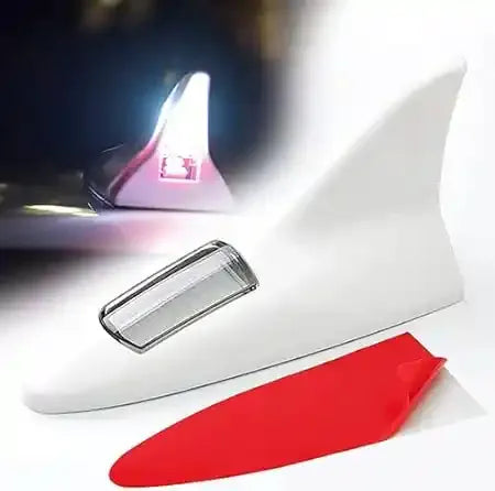 SolarGlow™ – هوائي ذكي بالطاقة الشمسية